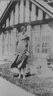 Pearl Sharpe at the Ontario Hospital, c.1927