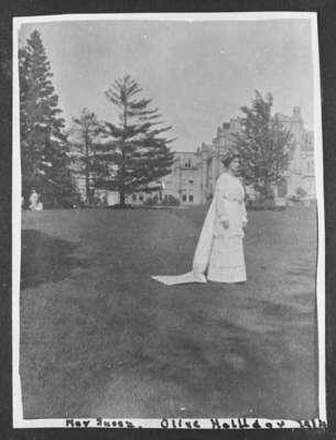 Ontario Ladies' College May Queen, May 1914