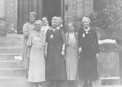 Former Students at Ontario Ladies' College, June 1924