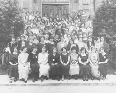 Former Students at Ontario Ladies' College, June 1924