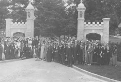 Dedication of Memorial Gates at the Ontario Ladies' College, June 11, 1924