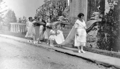 Myrtle Nesbitt (May Queen) and Attendants, Ontario Ladies' College, 1923