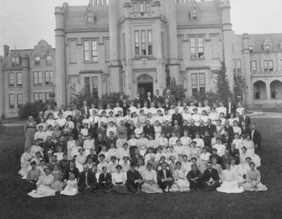 Group Photo of Delegates at Ontario Ladies' College, c.1908