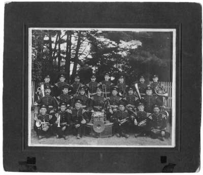 34th Regiment Band at Niagara-on-the-Lake Camp, c. June 1909