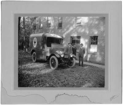 Ambulance donated by Samuel Trees & Company (Blanket Factory) to the War Effort, 1915