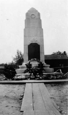 Ceremony for dedication of the cenotaph, 1924