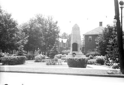 Whitby Cenotaph, 1937