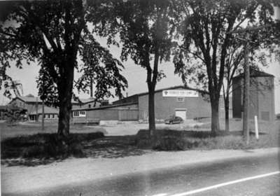 Stokely Van Camp canning factory, 1947