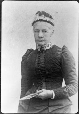 Mrs. John Dow, c.1885