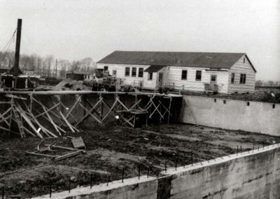 Construction of the old plaza