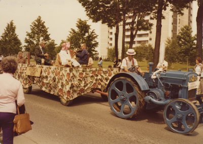 Ajax Historical Board Float