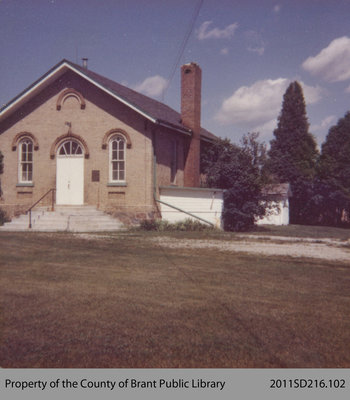 Maus School Near Paris, Ont.