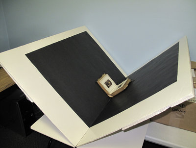 Cradle for scanning fragile materials.