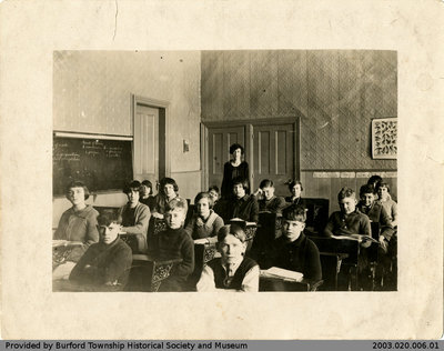 Scotland Public School 1925-26 Class Photo