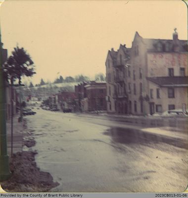 Photograph of the Arlington Hotel along Grand River Street