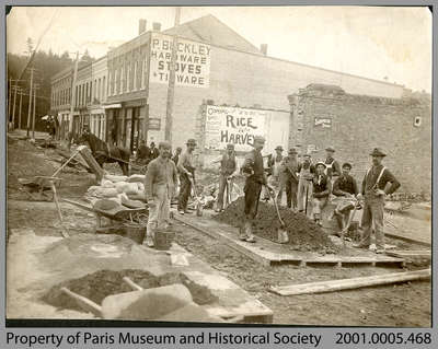 Construction Workers on site at Grand River Street