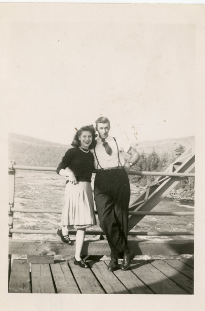 Couple Poses on The Bridge to Swisha