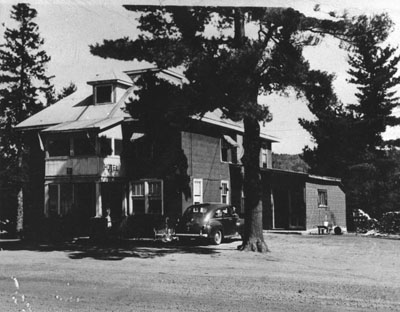 McKechnie's Hotel c.1946