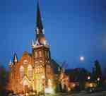 Knox Presbyterian Church, Oakville: illuminated at night.