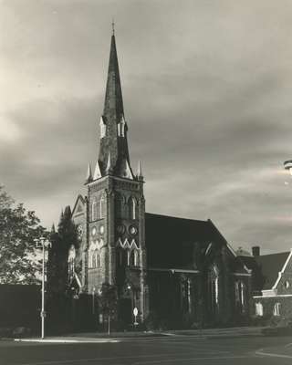 Knox Presbyterian Church, Oakville: exterior, 1973.