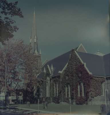 Knox Presbyterian Church, Oakville: exterior.