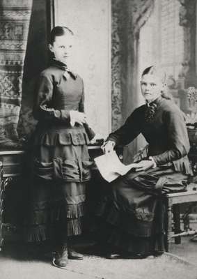 James Nisbet's children- Isabella Catherine and Mary Jane Nisbet.