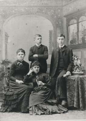 James Nisbet's children: Mary Jane, Isabella Catharine, Robert and Thomas.