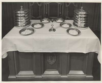 Communion table: Knox Presbyterian Church, Oakville.