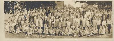 Knox Presbyterian Church picnic, Oakville, to Miles Farm, July 6, 1932.