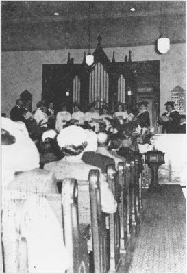 Lansdowne United Church interior