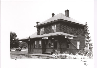 Lyndhurst Train Station