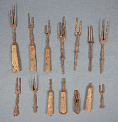 Forks Unearthed from Niagara's Battlefields