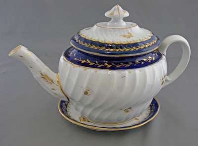 Coalport Blue and Gold Porcelain Teapot- c. 1800-1810