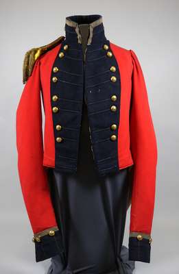 Uniform Coat Worn by Captain MacMicking of the 1st Regiment of the Lincoln Militia: 1810-1820