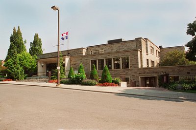 Oshawa Public Libraries - McLaughlin Branch