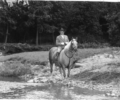 LH0541 McLaughlin, R.S. On a horse