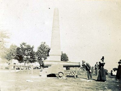 LH0953 Military Monument