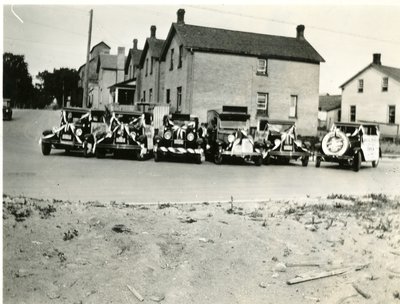 LH2861 Chapman's Auto Parade