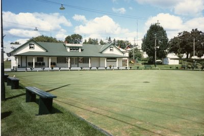 LH2527 Lawn Bowling (2)