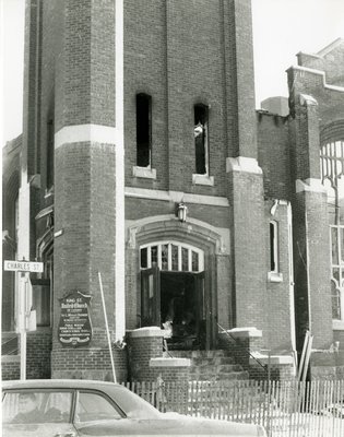 LH2496 King Street United Church front entrance after a fire