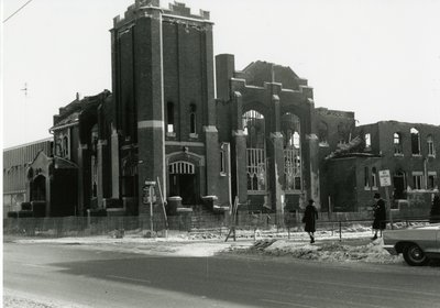 LH2494 King Street United Church after a fire