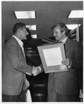 LH3194 Premier William Davis presenting an Award