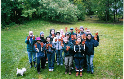 Church of the Redeemer - Parish Garden Work Day - World Youth Muskoka Thailand Exchange - Oct 8 2003 - RC0030