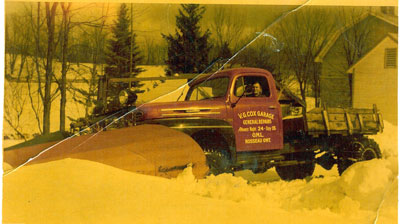 VG Cox Garage - Vic with Plow 1950 - RI0020