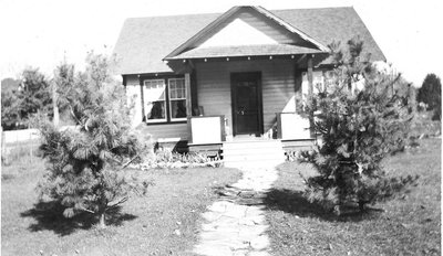 Buildings - Philip & Emma (Frost) Chapman's house built 1935 - #1145 HWY 141 - RM0032