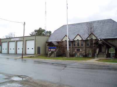 Buildings - Fire Hall & Rosseau Memorial Community Hall, #4 & #2 Victoria St W - JSA0042