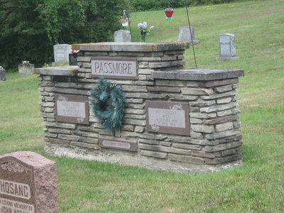 Stonemasonry - Rosseau and Humphrey Union Cemetery - RI0112