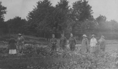 Soldiers and staff gardening at Fettercairn