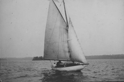 Sailing on Indian Lake