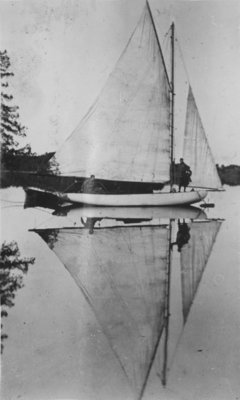 Sailing on Indian Lake